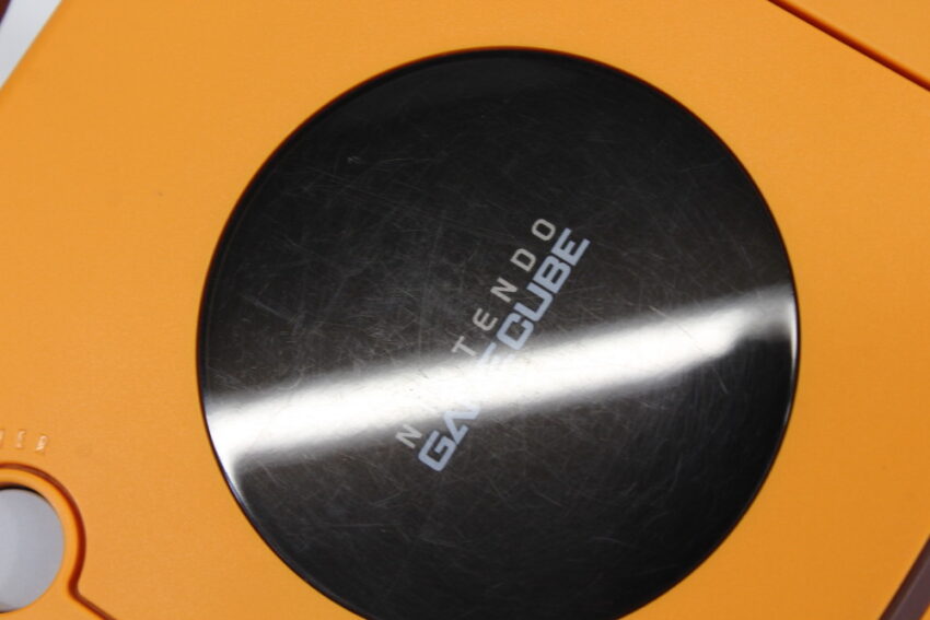 Nintendo GameCube OEM Replacement Shell Only Spice Orange DOL-001 (For Parts or Repair) Nintendo GameCube GC