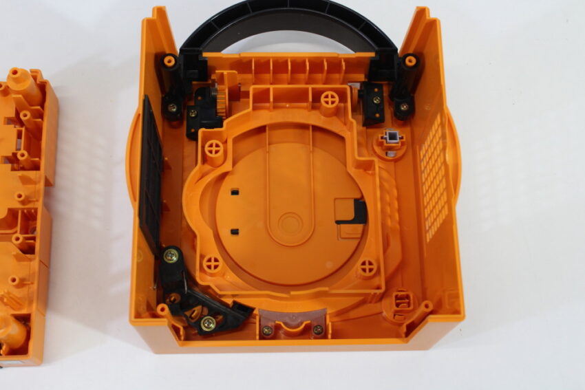 Nintendo GameCube OEM Replacement Shell Only Spice Orange DOL-001 (For Parts or Repair) Nintendo GameCube GC