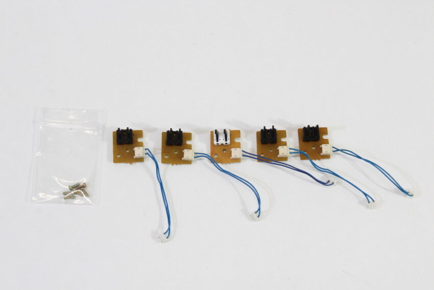 Lot of 5 Nintendo GameCube OEM Door Lid Switch Replacement with Wire and Screw GC (B)