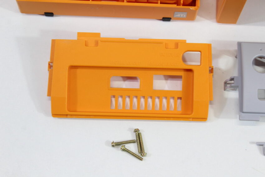 Nintendo GameCube OEM Replacement Shell Only Spice Orange DOL-001 (For Parts or Repair) Nintendo GameCube GC