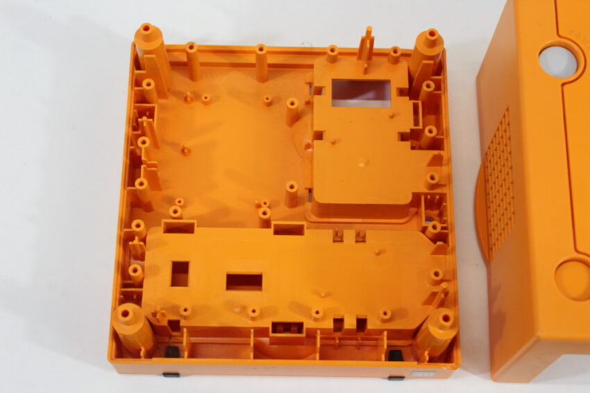 Nintendo GameCube OEM Replacement Shell Only Spice Orange DOL-001 (For Parts or Repair) Nintendo GameCube GC