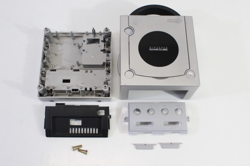Nintendo GameCube OEM Replacement Shell Only Platinum Silver DOL-101 (For Parts or Repair) Nintendo GameCube GC