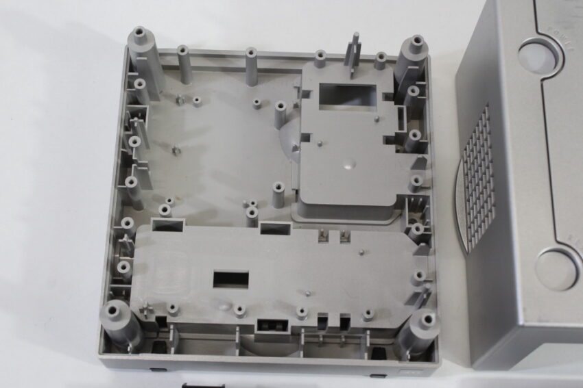 Nintendo GameCube OEM Replacement Shell Only Platinum Silver DOL-101 (For Parts or Repair) Nintendo GameCube GC