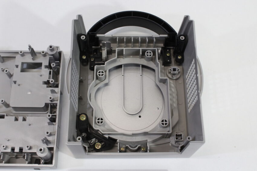 Nintendo GameCube OEM Replacement Shell Only Platinum Silver DOL-101 (For Parts or Repair) Nintendo GameCube GC