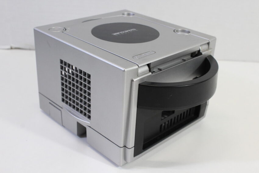 Nintendo GameCube OEM Replacement Shell Only Platinum Silver DOL-101 (For Parts or Repair) Nintendo GameCube GC