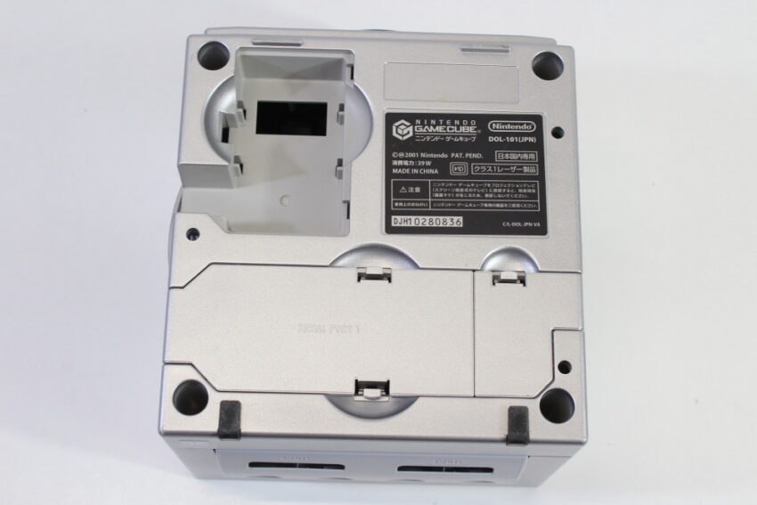 Nintendo GameCube OEM Replacement Shell Only Platinum Silver DOL-101 (For Parts or Repair) Nintendo GameCube GC