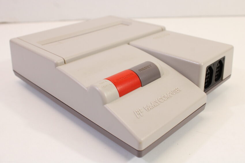 AV Famicom Console "New Famicom" Controller x1 Super Mario Bros 1 3 Dr. Mario AC Adapter AV Cable & NES Pin Converter (B) Nintendo Famicom FC