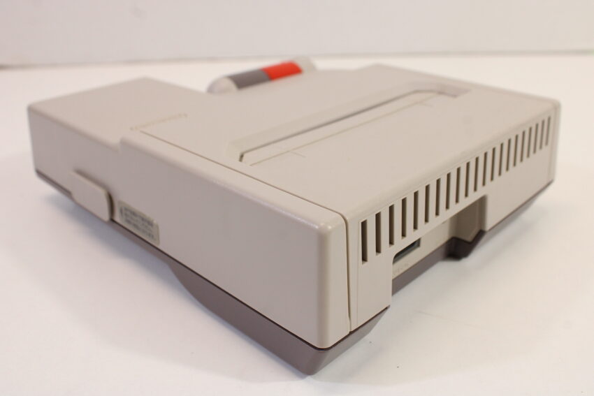 AV Famicom Console "New Famicom" Controller x1 Super Mario Bros 1 3 Dr. Mario AC Adapter AV Cable & NES Pin Converter (B) Nintendo Famicom FC