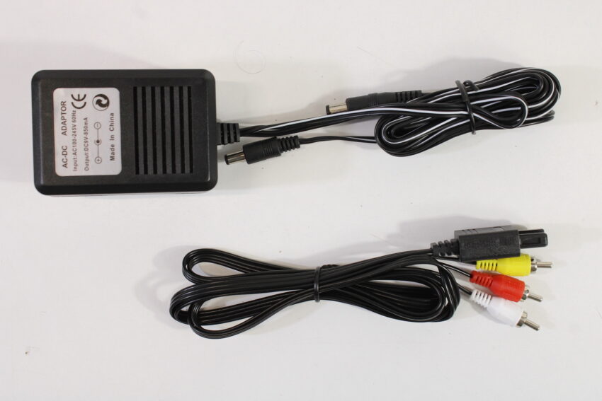 AV Famicom Console "New Famicom" Controller x1 Super Mario Bros 1 Excitebike Clu Clu Land AC Adapter AV Cable & NES Pin Converter (B) Nintendo Famicom FC