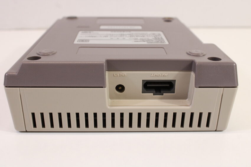 AV Famicom Console "New Famicom" Controller x1 Super Mario Bros 1 Gradius Yie Ar Kung Fu AC Adapter AV Cable & NES Pin Converter (B) Nintendo Famicom FC