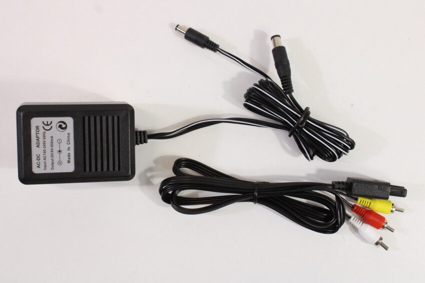 AV Famicom Console "New Famicom" Controller x1 Super Mario Bros 1 Xevious Nina Jajamaru Kun AC Adapter AV Cable & NES Pin Converter (B) Nintendo Famicom FC