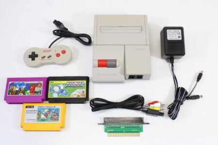 AV Famicom Console "New Famicom" Controller x1 Super Mario Bros 1 Xevious Nina Jajamaru Kun AC Adapter AV Cable & NES Pin Converter (B) Nintendo Famicom FC