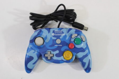 Official HORI Pad Cube Nintendo Gamecube Controller Blue Camo (B)