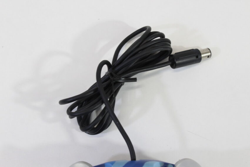 Official HORI Pad Cube Nintendo Gamecube Controller Blue Camo (B)