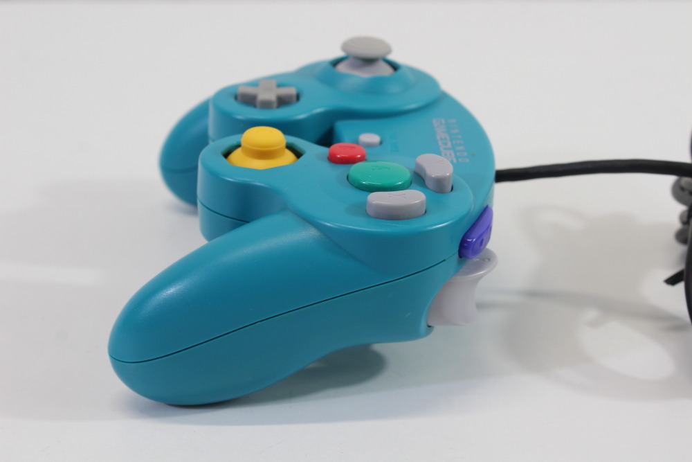 Official Nintendo Gamecube Controller Emerald Blue Teal T3 OEM Cosmetic Wears GC (C)