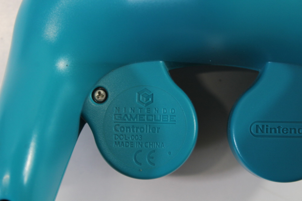 Official Nintendo Gamecube Controller Emerald Blue Teal T3 OEM Cosmetic Wears GC (C)