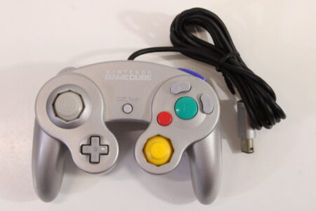 Official Nintendo Gamecube Controller Platinum Silver Cosmetic Wears GC (B) Nintendo GameCube GC