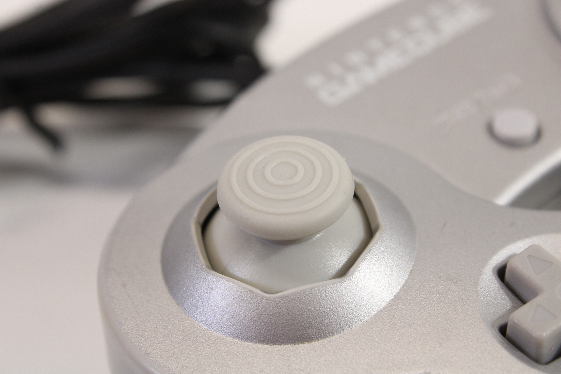 Official Nintendo Gamecube Controller Platinum Silver Cosmetic Wears GC (B) Nintendo GameCube GC
