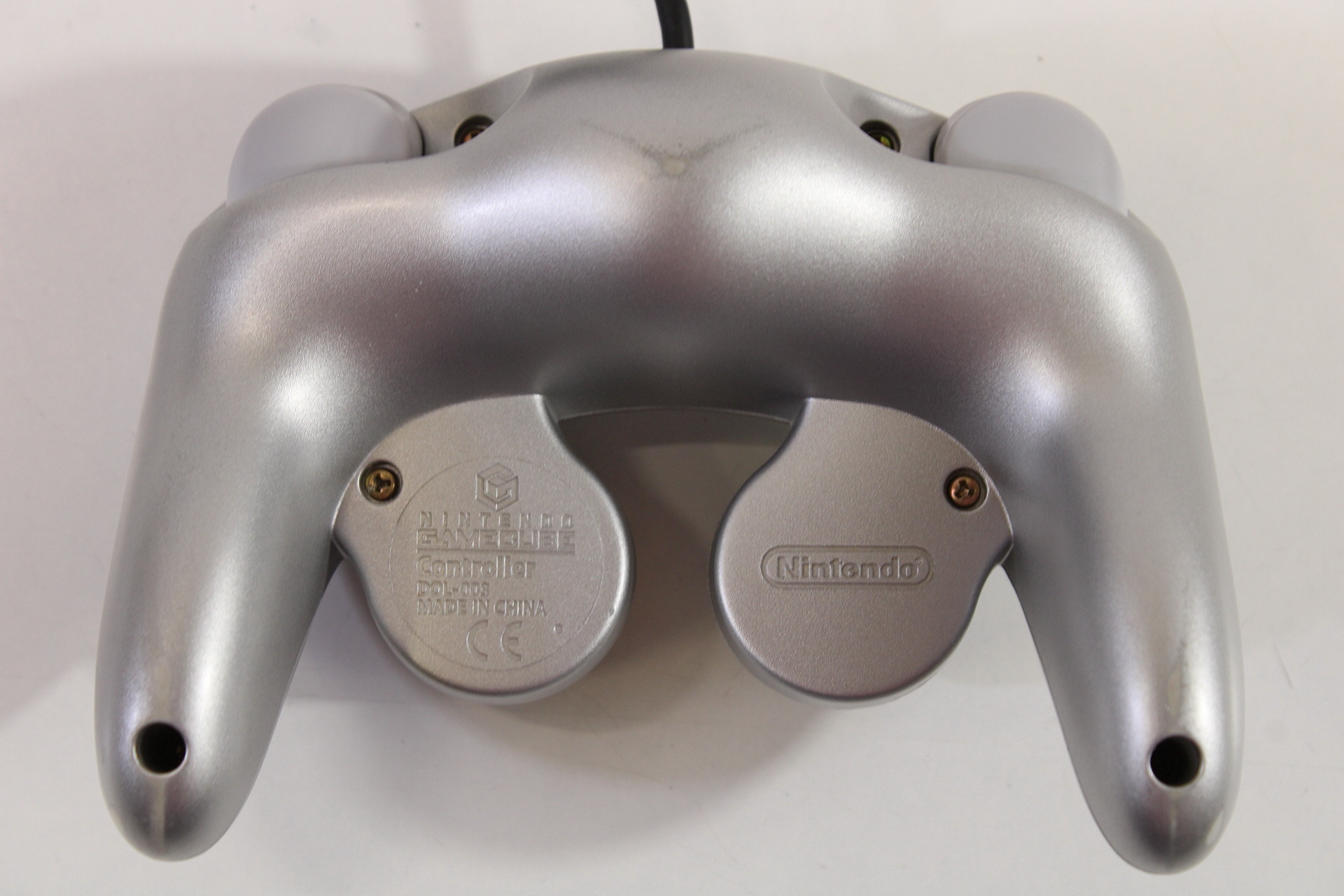 Official Nintendo Gamecube T3 Controller Platinum Silver Cosmetic Wears GC (B) Nintendo GameCube GC