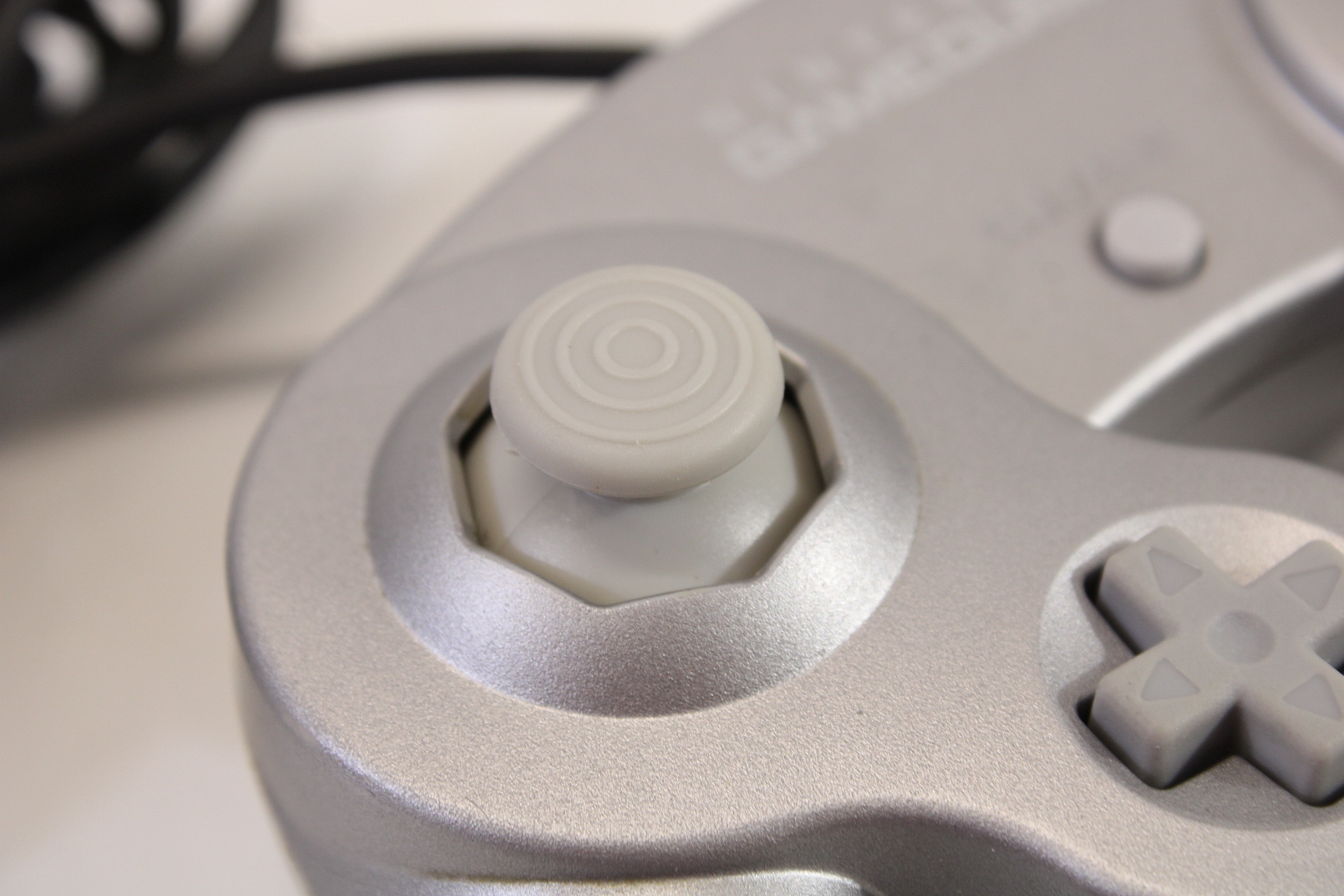 Official Nintendo Gamecube T3 Controller Platinum Silver Cosmetic Wears GC (B) Nintendo GameCube GC