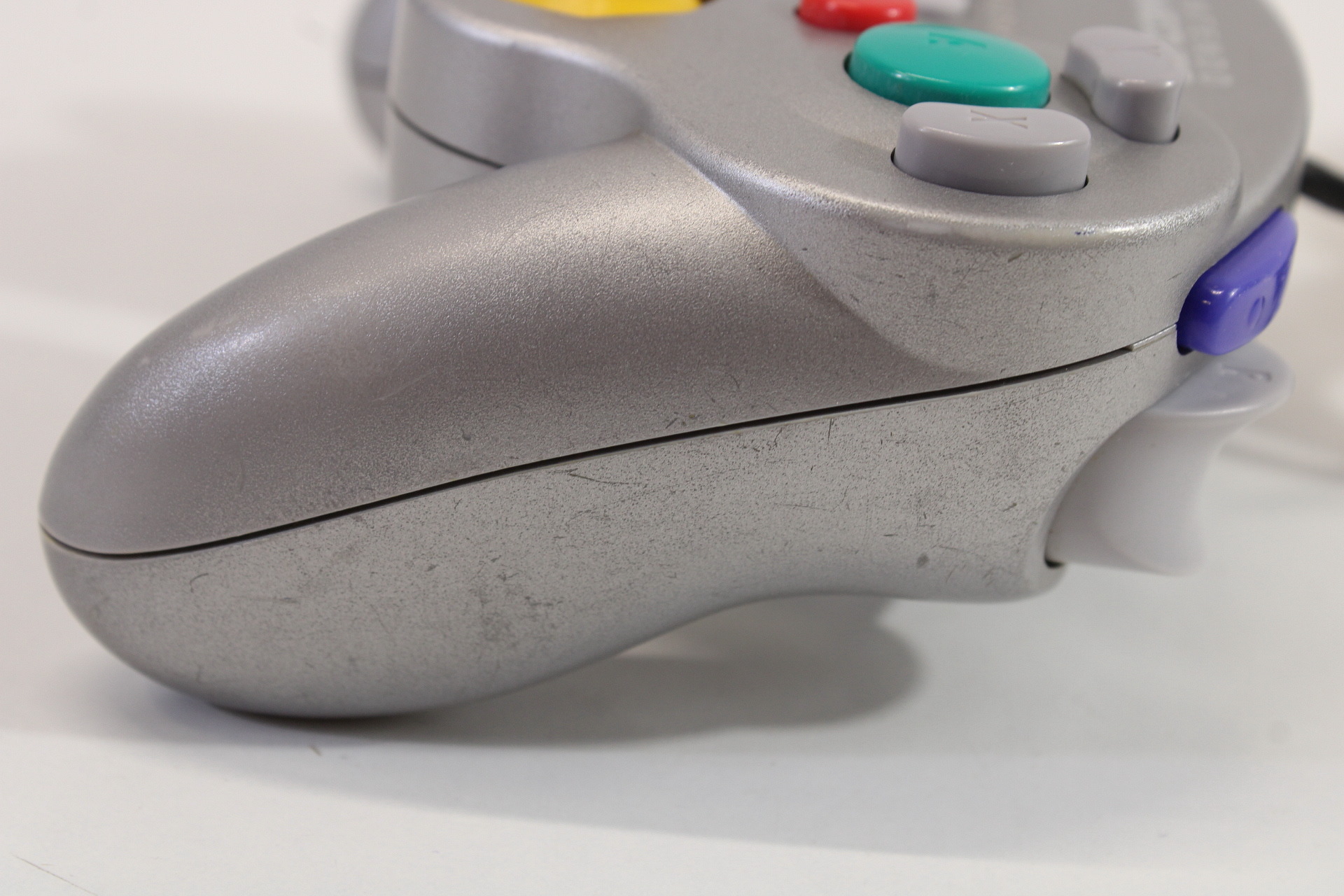Official Nintendo Gamecube T3 Controller Platinum Silver Cosmetic Wears GC (B) Nintendo GameCube GC