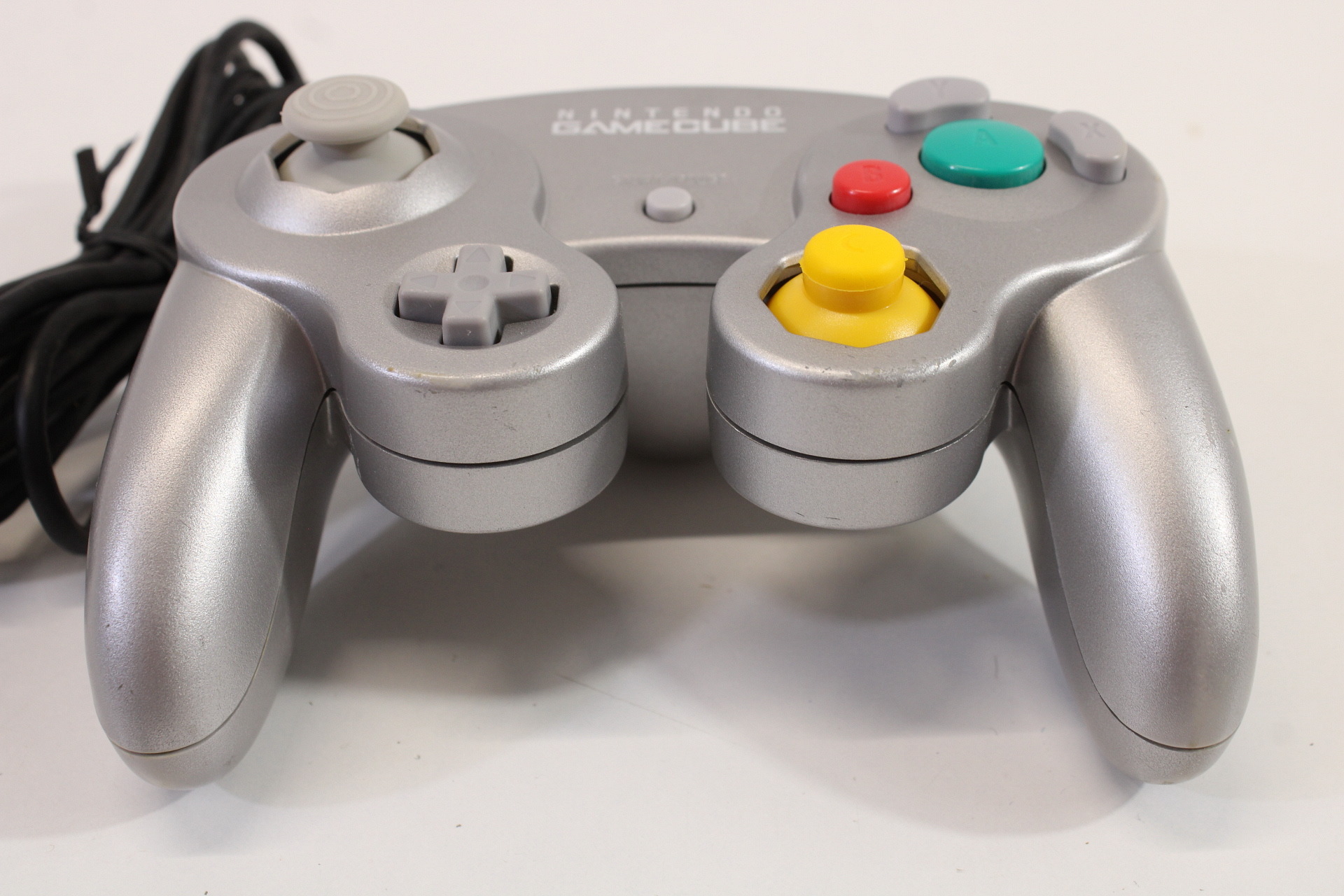 Official Nintendo Gamecube T3 Controller Platinum Silver Cosmetic Wears GC (B) Nintendo GameCube GC