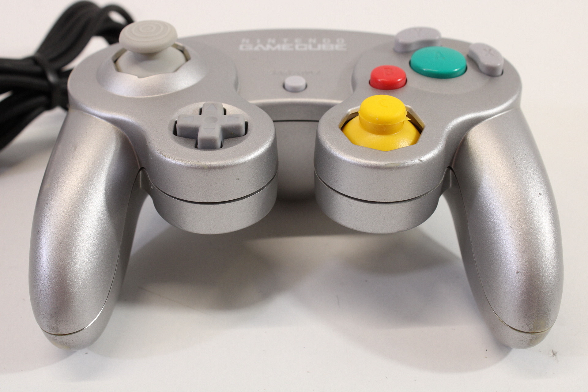 Official Nintendo Gamecube T3 Controller Platinum Silver Cord Damage / Cosmetic Wears GC (D) Nintendo GameCube GC