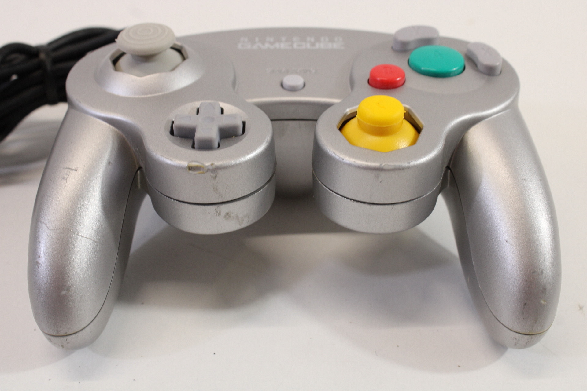 Official Nintendo Gamecube T3 Controller Platinum Silver Cord Damage / Cosmetic Wears GC (D) Nintendo GameCube GC