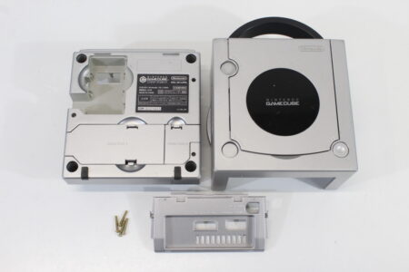 Nintendo GameCube OEM Replacement Shell Only Platinum Silver DOL-001 (For Parts or Repair) Nintendo GameCube GC