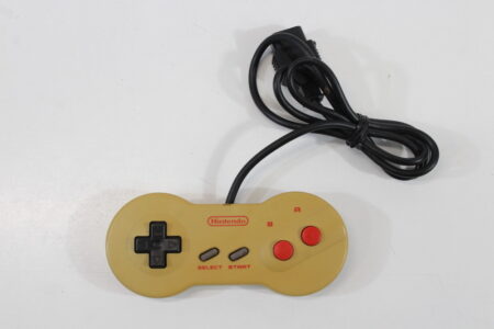 Famicom Dogbone Controller HVC-102 (C Discolored) Nintendo Famicom FC NES