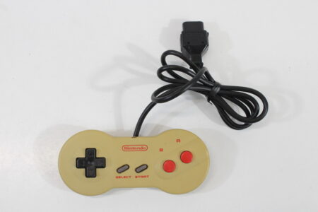 Famicom Dogbone Controller HVC-102 (C Discolored) Nintendo Famicom FC NES