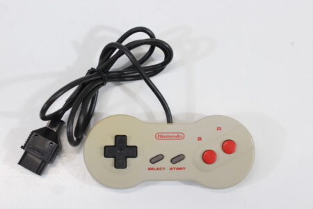 Famicom Dogbone Controller HVC-102 (B Discolored) Nintendo Famicom FC NES
