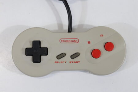Famicom Dogbone Controller HVC-102 (B Cosmetic Wears) Nintendo Famicom FC NES