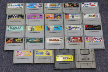 Wholesale Lot of 24 Nintendo Super Famicom Games SFC (Untested / Uncleaned)