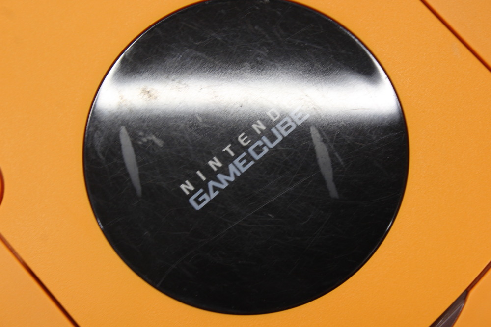 Nintendo GameCube OEM Replacement Shell Only Spice Orange DOL-001 (For Parts or Repair) Nintendo GameCube GC
