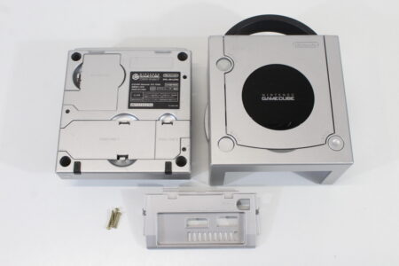 Nintendo GameCube OEM Replacement Shell Only Platinum Silver DOL-001 (For Parts or Repair) Nintendo GameCube GC