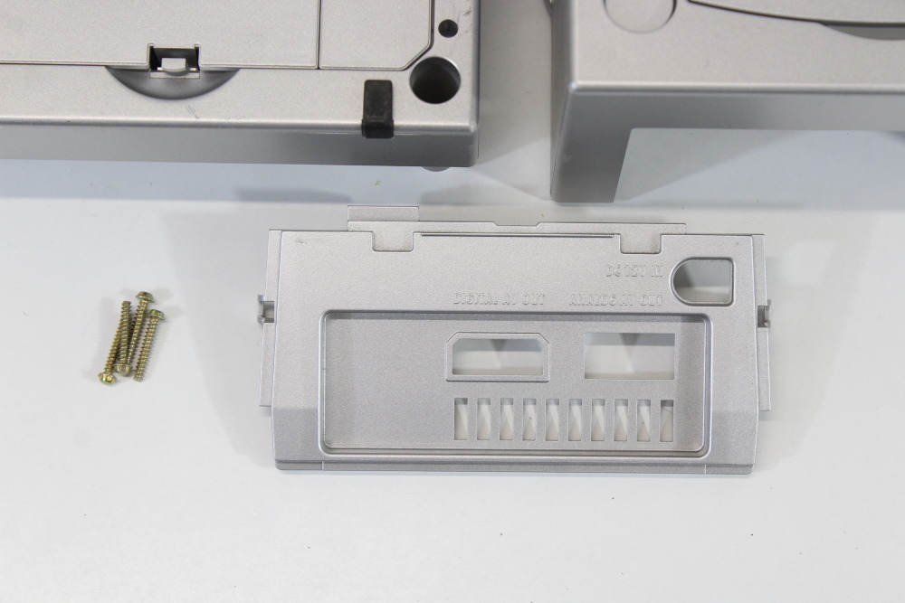Nintendo GameCube OEM Replacement Shell Only Platinum Silver DOL-001 (For Parts or Repair) Nintendo GameCube GC