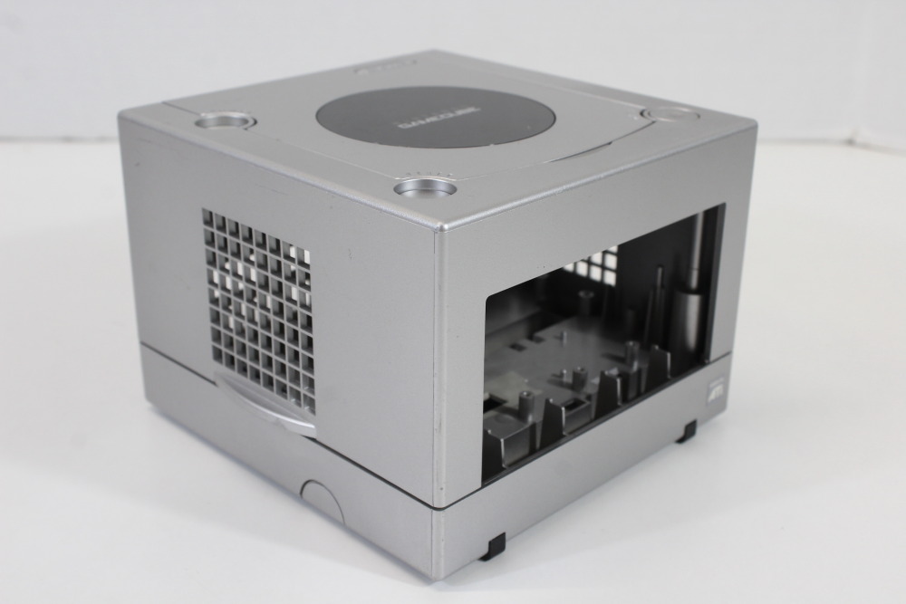 Nintendo GameCube OEM Replacement Shell Only Platinum Silver DOL-001 (For Parts or Repair) Nintendo GameCube GC
