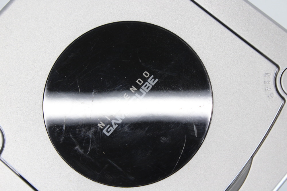 Nintendo GameCube OEM Replacement Shell Only Platinum Silver DOL-001 (For Parts or Repair) Nintendo GameCube GC
