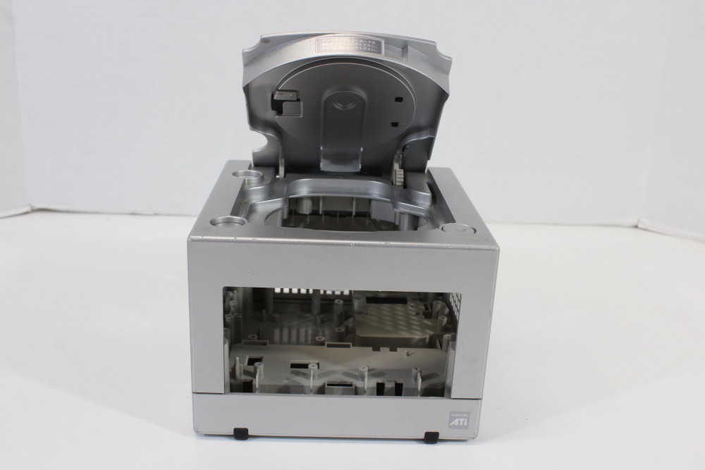 Nintendo GameCube OEM Replacement Shell Only Platinum Silver DOL-001 (For Parts or Repair) Nintendo GameCube GC