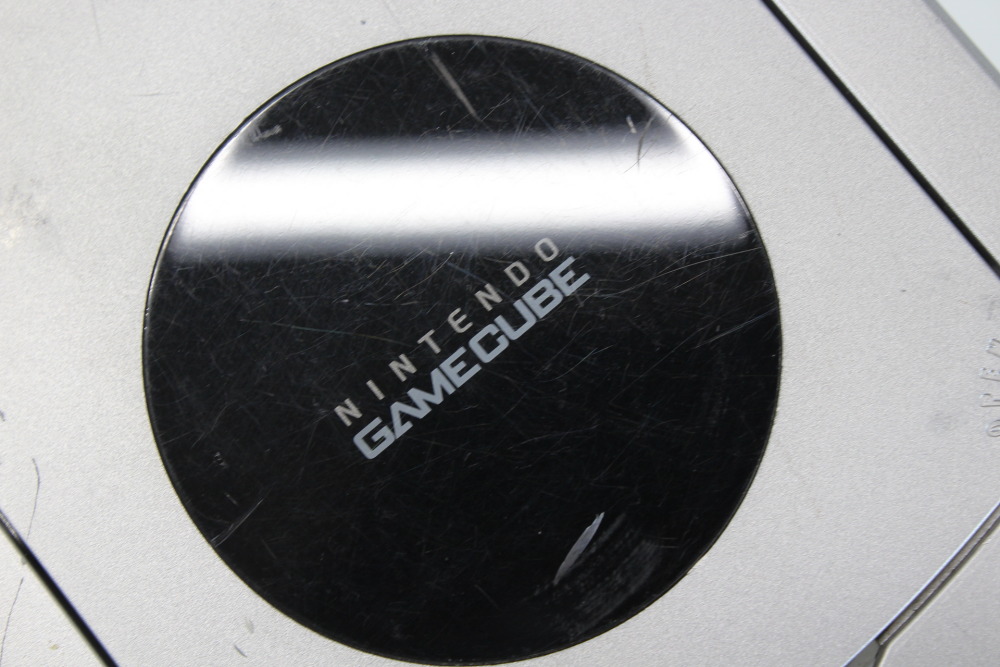 Nintendo GameCube OEM Replacement Shell Only Platinum Silver DOL-001 (For Parts or Repair) Nintendo GameCube GC