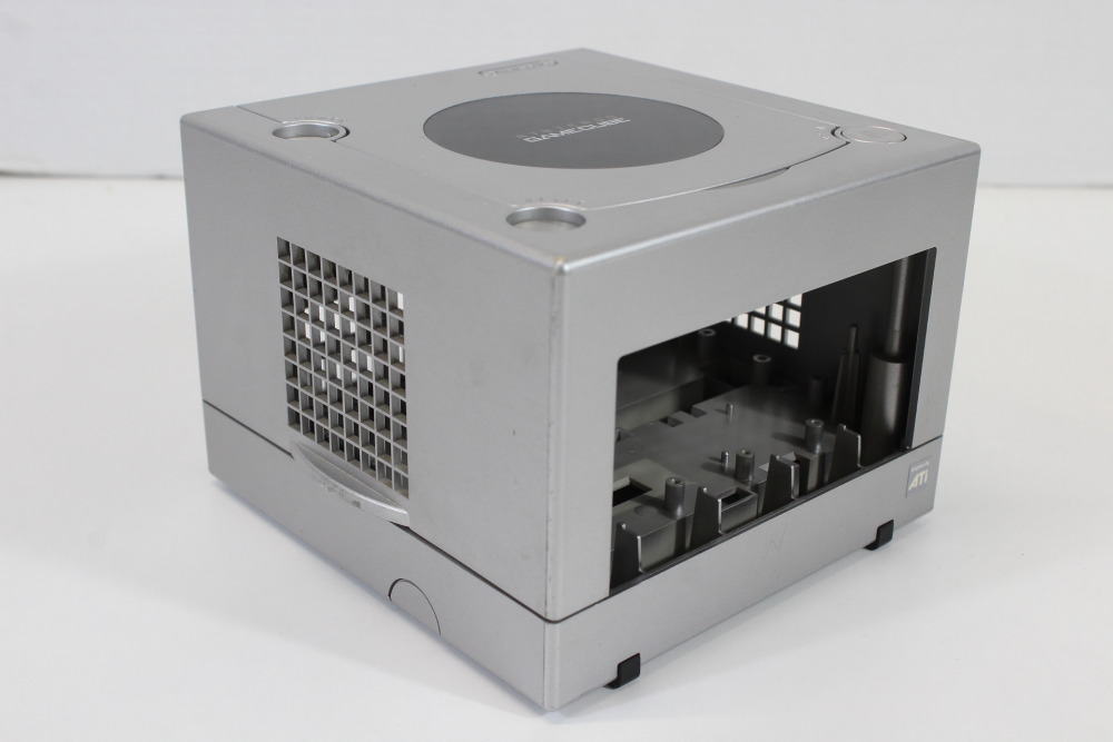 Nintendo GameCube OEM Replacement Shell Only Platinum Silver DOL-001 (For Parts or Repair) Nintendo GameCube GC