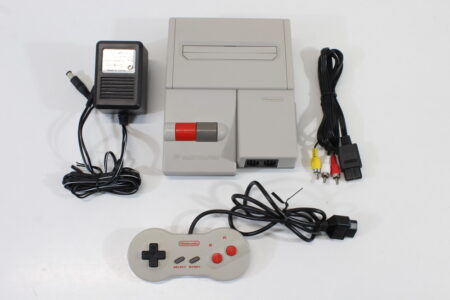 AV Famicom Console "New Famicom" HVC-101 Controller x1 AC Adapter AV Cable (B) Nintendo Famicom FC