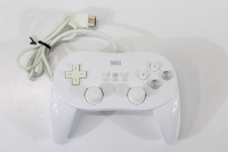 Nintendo Wii White Classic Pro Controller RVL-005 (B)