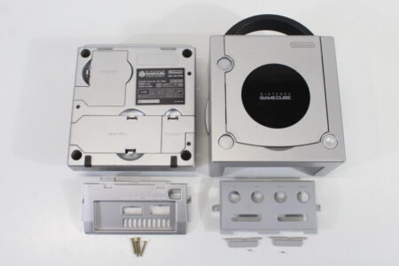 Nintendo GameCube OEM Replacement Shell Only Platinum Silver DOL-001 (For Parts or Repair) Nintendo GameCube GC