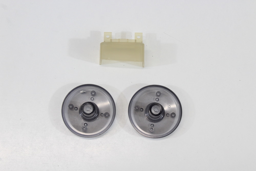 Nintendo 64 Toys R' Us Limited Clear Blue x Clear Console OEM Replacement Shell (B) Nintendo 64 N64
