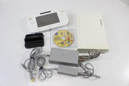 Nintendo Wii U White Console 32GB WUP-101(01) Gamepad WUP-010 Charger WUP-011(JPN) AC Adapter WUP-002(JPN) Gamepad Stand WUP-014 W/ Super Mario Maker for the Wii U.(B) Nintendo Wii U