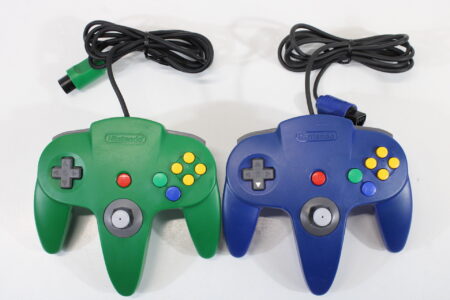Lot of 2 Official Nintendo 64 Controller Green & Blue 7/10 Tight Stick N64 Discolored Wears(B)