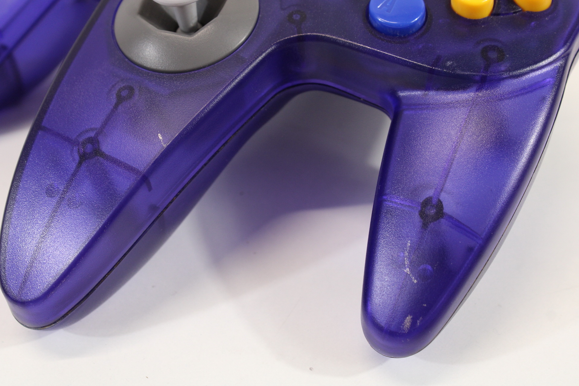 Official Nintendo 64 Controller Funtastic Grape 10/10 Tight Stick