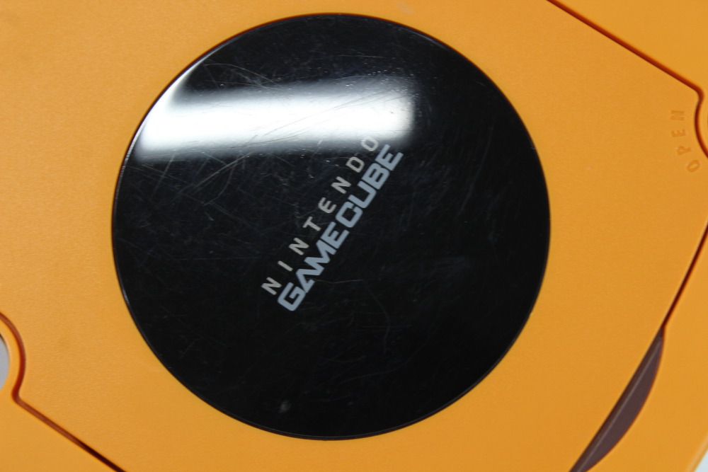 Nintendo GameCube OEM Replacement Shell Only Spice Orange DOL-001 (For Parts or Repair) Nintendo GameCube GC